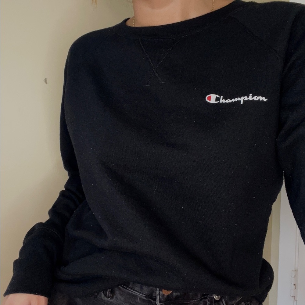 NEW CHAMPIONS SWEATER